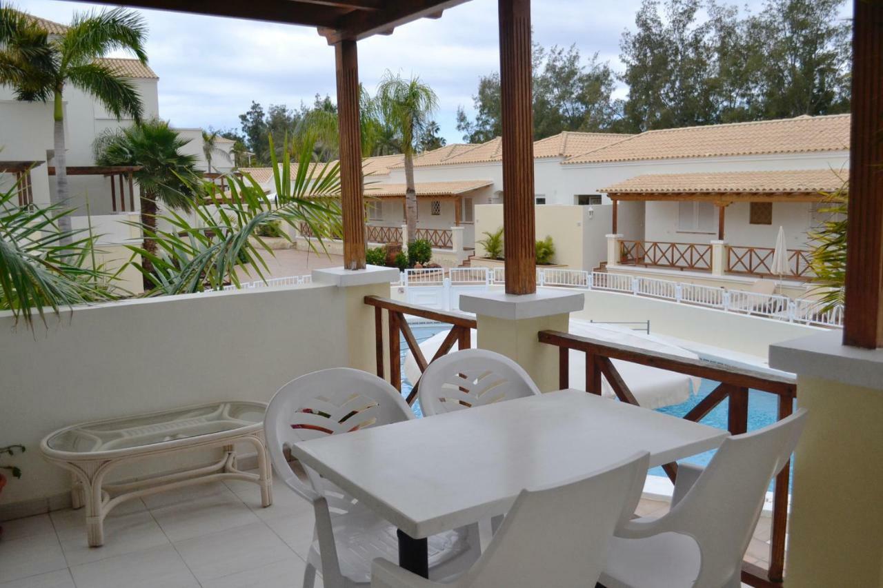 Golf Resort Tenerife Sur 洛斯克里斯蒂亚诺斯 外观 照片